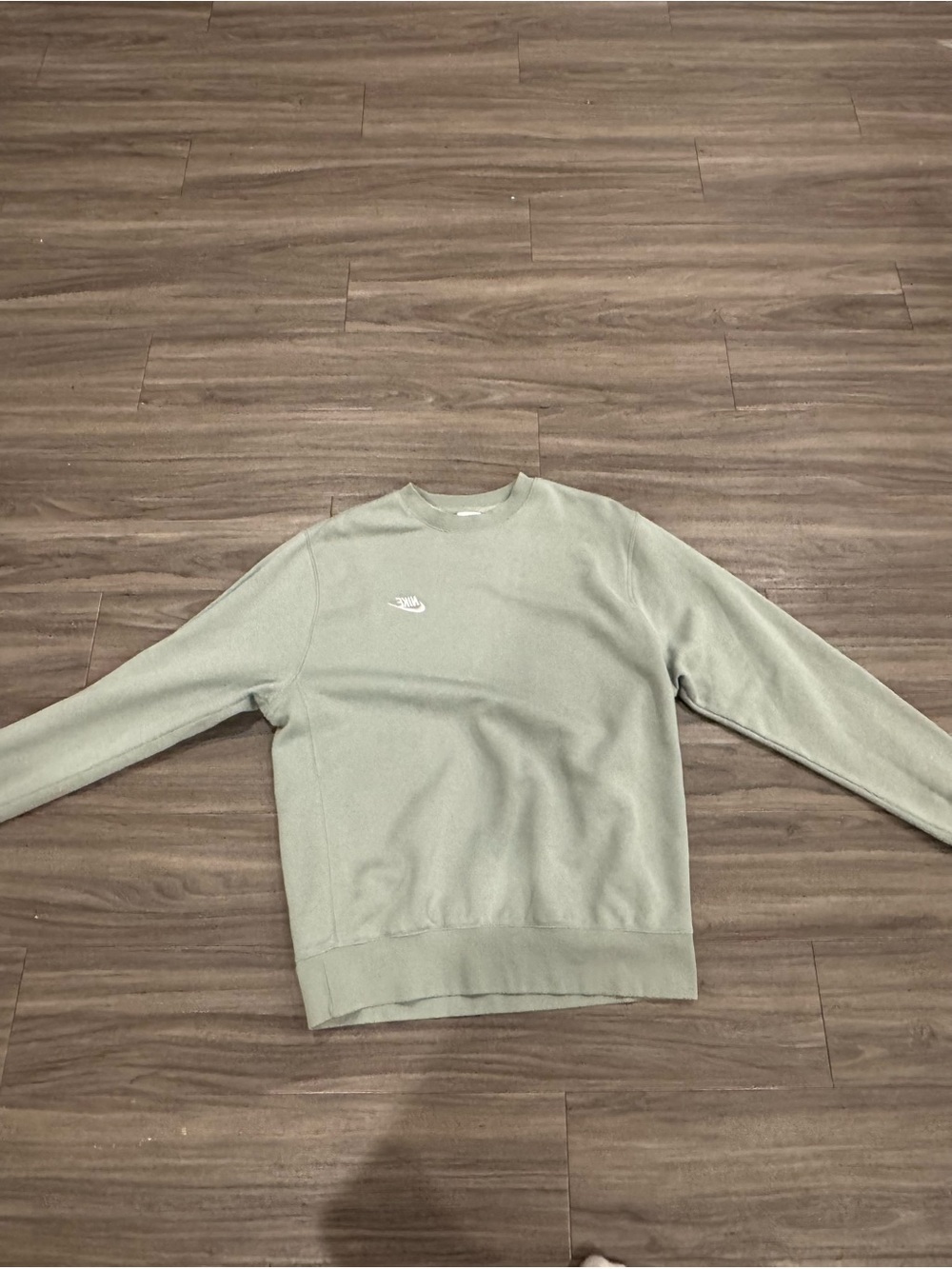 Nike Men’s Sage Green Crewneck Sweatshirt